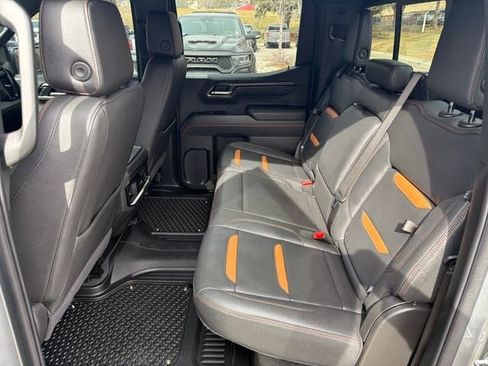 Used 2024 GMC Sierra 1500 AT4 w/ Technology Package image 13