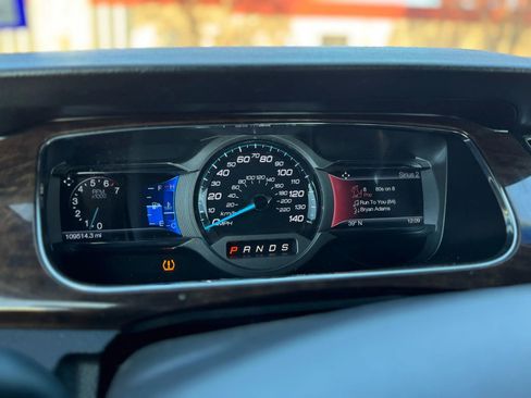 Used 2014 Ford Taurus Limited image 14