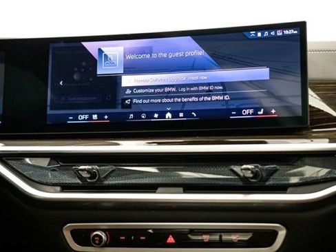 Used 2025 BMW X5 xDrive40i w/ Climate Comfort Package AWD/4WD image 20