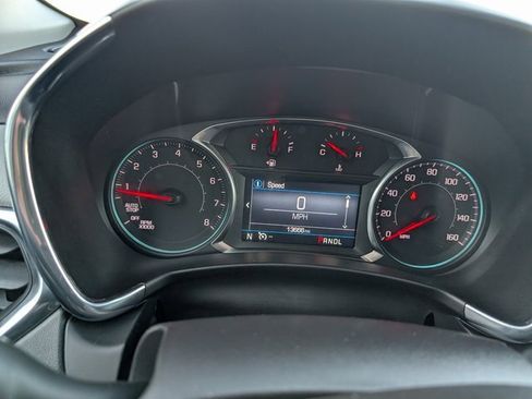 Used 2023 Chevrolet Equinox LS w/ LS Convenience Package image 16