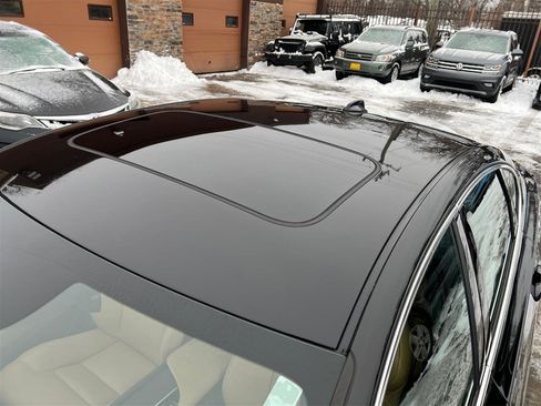 Used 2017 Volvo S90 T6 Momentum w/ Vision Package image 12