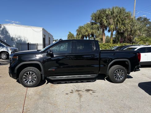 Used 2023 GMC Sierra 1500 AT4 w/ AT4 Premium Package image 4