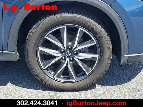 Used 2018 MAZDA CX-5 Touring w/ Preferred Equipment Package AWD/4WD image 8