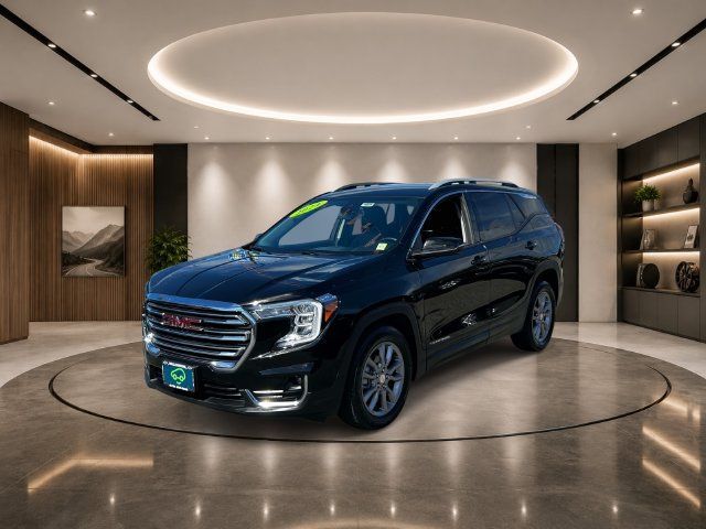 Used 2024 GMC Terrain SLT w/ LPO, Floor Liner Package AWD/4WD image 2