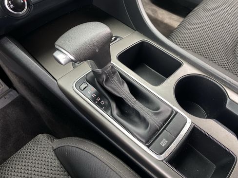 Used 2019 Kia Optima LX FWD image 24