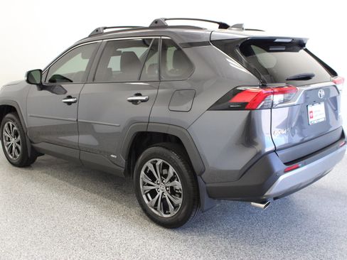 Used 2025 Toyota RAV4 Limited w/ Advanced Technology Package AWD/4WD image 9