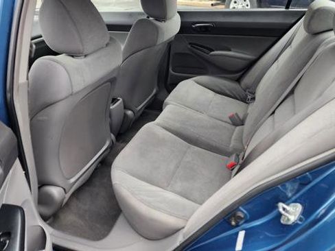 Used 2010 Honda Civic DX-VP image 16