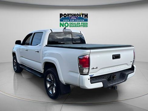Used 2017 Toyota Tacoma Limited w/ Tow Package AWD/4WD image 22
