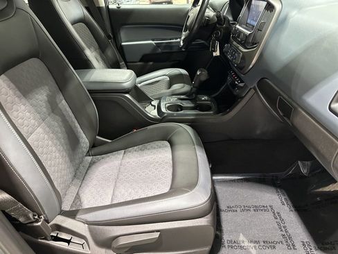 Used 2021 Chevrolet Colorado Z71 AWD/4WD image 18