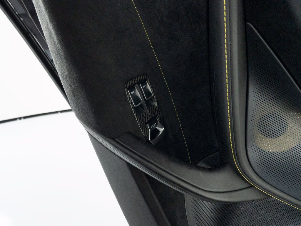 Used 2020 McLaren 720S Performance RWD image 13