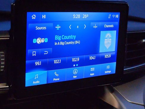 Used 2022 Ford Explorer XLT w/ Equipment Group 202A image 17