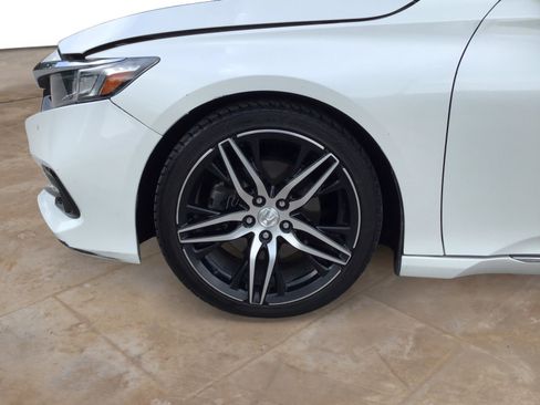 Used 2021 Honda Accord Touring image 28