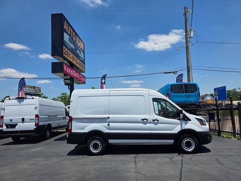 Used 2023 Ford Transit 250 Medium Roof RWD image 3