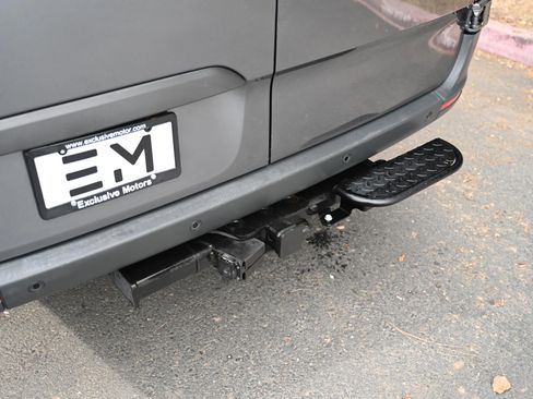 Used 2020 Mercedes-Benz Sprinter 2500 image 9