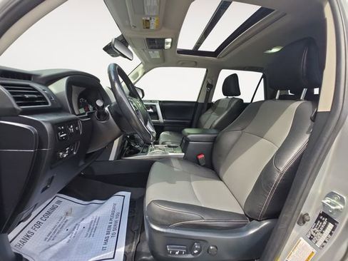 Used 2023 Toyota 4Runner SR5 Premium w/ Moonroof Package AWD/4WD image 9