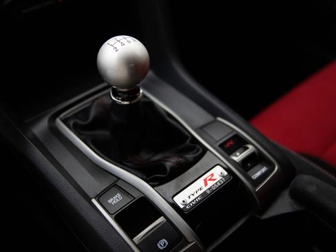 Used 2017 Honda Civic Type R image 33
