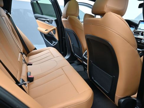 Used 2024 BMW X4 xDrive30i image 18