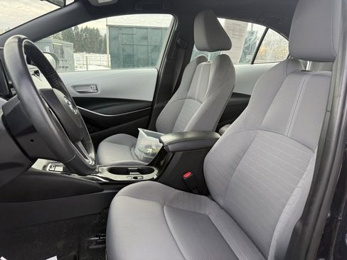 Used 2024 Toyota Corolla SE image 10