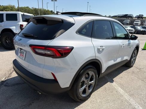 Used 2025 Ford Escape ST-Line w/ Tech Pack #1 FWD image 7