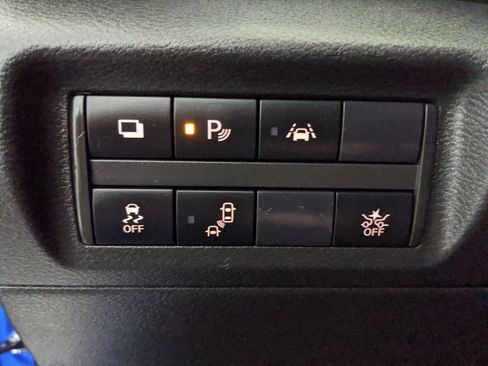 Used 2023 Nissan Kicks S FWD image 13