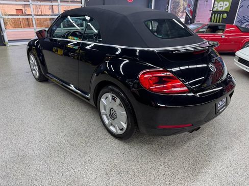 Used 2014 Volkswagen Beetle 1.8T FWD image 3