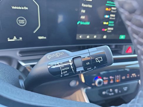 Certified 2026 Kia Carnival SX Prestige image 26