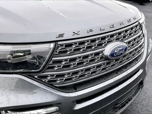 Used 2023 Ford Explorer XLT w/ Equipment Group 202A image 32