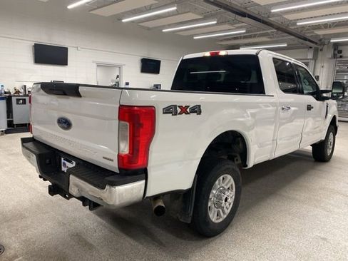 Used 2017 Ford F350 XLT image 6