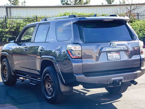 Certified 2023 Toyota 4Runner SR5 Premium w/ Moonroof Package image 5
