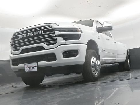 Used 2026 RAM 3500 Laramie w/ Max Tow Package AWD/4WD image 45