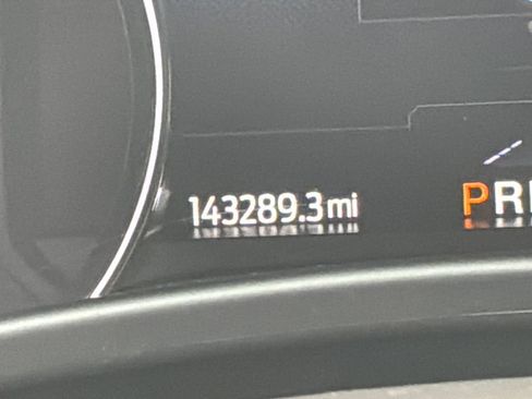 Used 2021 Ford Expedition XLT image 4