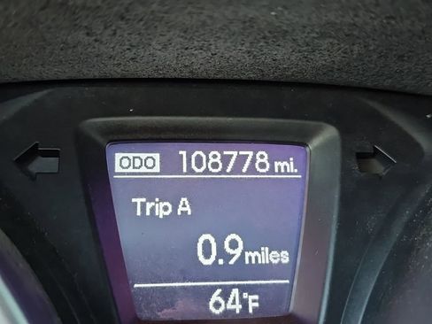 Used 2017 Hyundai Elantra GT image 34