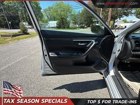Used 2017 Nissan Altima 2.5 SR FWD image 19
