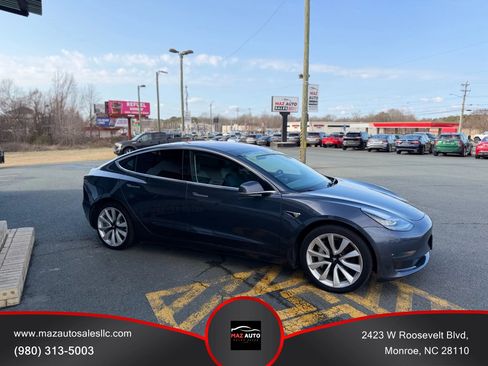 Used 2018 Tesla Model 3 Long Range image 3