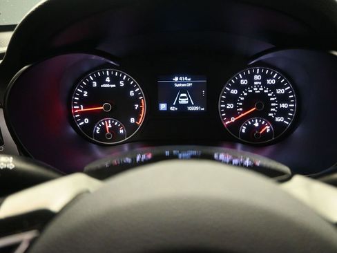 Used 2019 Kia Optima S image 12