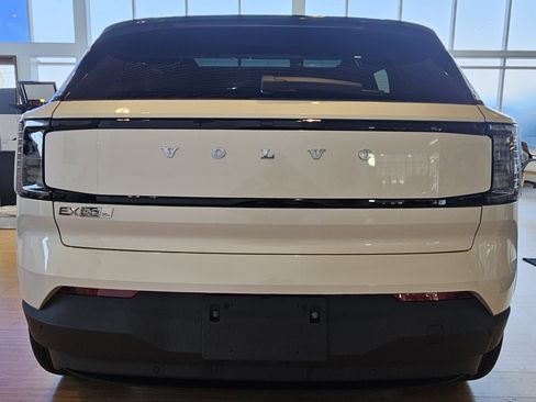 New 2026 Volvo EX30 Plus w/ Climate Package AWD/4WD image 7