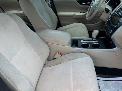Used 2015 Nissan Altima 2.5 S w/ Special Edition Package image 8