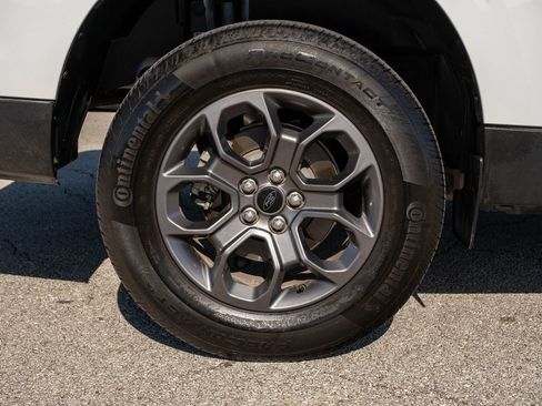 Used 2024 Ford Maverick XLT w/ XLT Luxury Package image 9