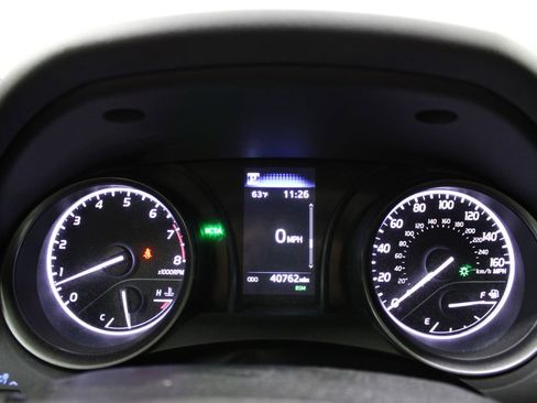 Used 2021 Toyota Camry SE image 22