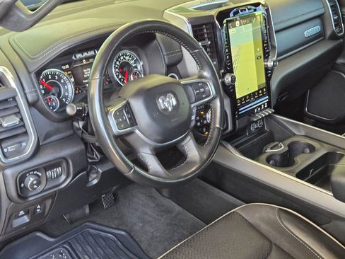 Used 2022 RAM 1500 Laramie AWD/4WD image 10