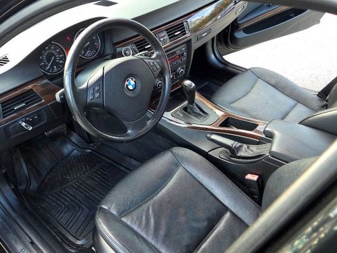 Used 2011 BMW 328i xDrive Sedan AWD/4WD image 30