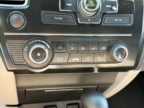 Used 2013 Honda Civic LX image 12