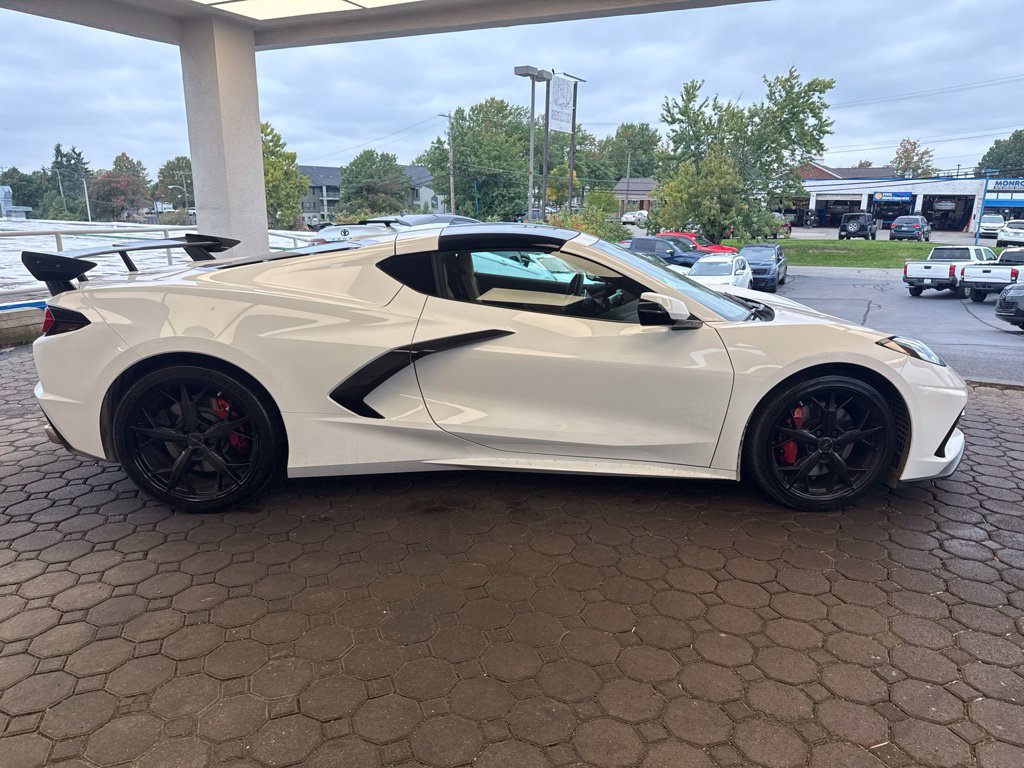 Used 2020 Chevrolet Corvette Stingray Preferred Cpe w/ 2LT Preferred Equipment Group RWD image 5