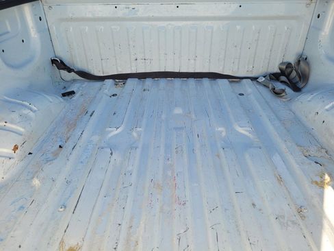 Used 2021 Nissan Titan SV w/ Accessory Utility Package image 29