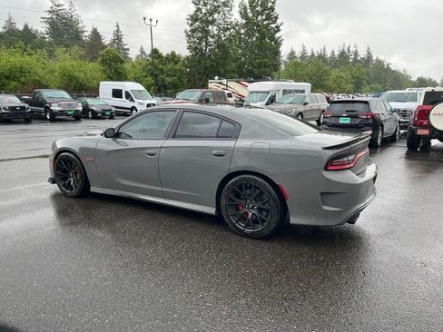Used 2018 Dodge Charger R/T Scat Pack w/ Dynamics Package RWD image 2