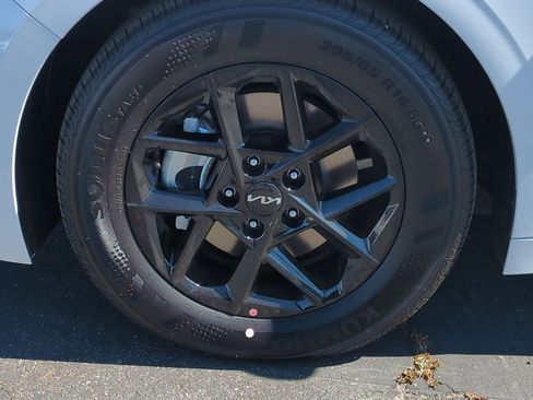 New 2026 Kia K5 LXS image 25