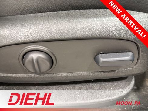 Used 2023 GMC Terrain AT4 w/ Infotainment Package II image 13