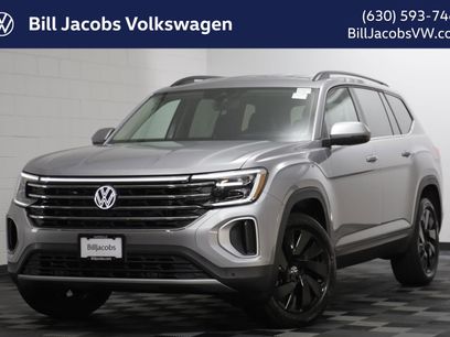 Used 2025 Volkswagen Atlas SE w/ Black Wheel Package
