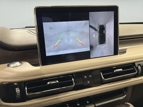 Used 2020 Lincoln Aviator Reserve w/ Equipment Group 202A AWD/4WD image 18