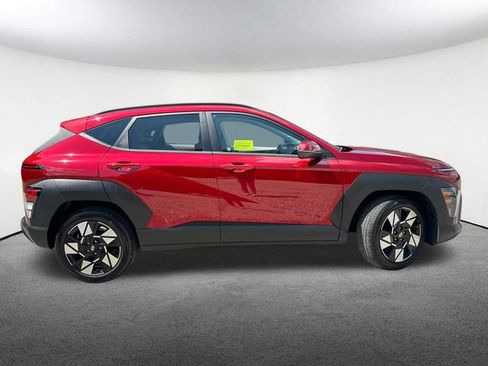 Used 2025 Hyundai Kona SEL FWD image 15